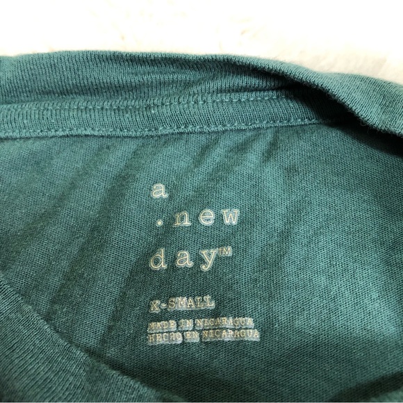 A NEW DAY- WOMENS GREEN SHORT SLEEVE CREW NECK PULLOVER T-SHIRT SIZE XS - Picture 5 of 5